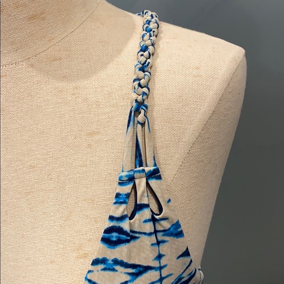 Frankies Bikinis Shibori Top Size XS (Blue/Cream) - Picture 3 of 7